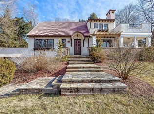 28 Elm Rd, Katonah, NY 10536