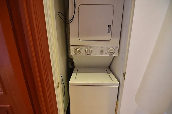 Rented by Bohemia Realty Group | media 12