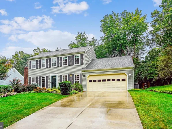 15512 Ridgecrest Dr, Dumfries, VA 22025