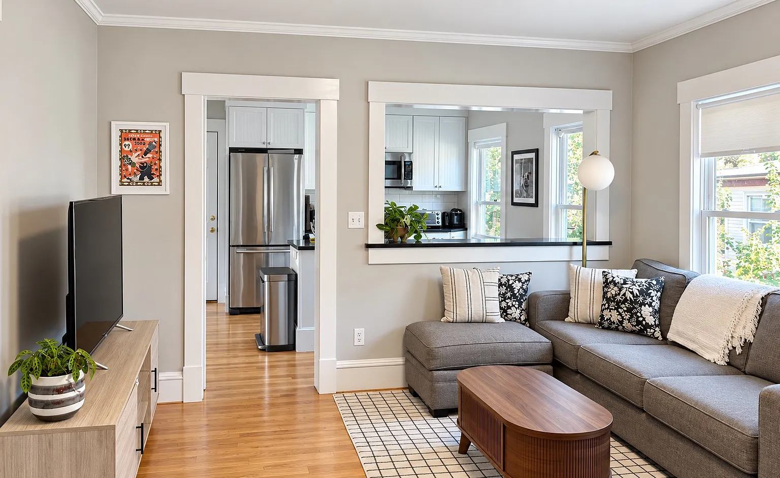 2 bed, 1109 sqft, $3,200 — Photo 1
