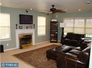 1 Francis Ct, Robbinsville, NJ 08691
