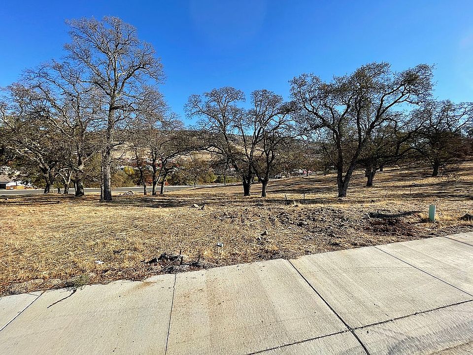 1st image of 700 Townsend Ct
