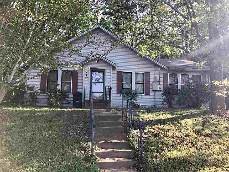 710 W 1st St, Hughes Springs, TX 75656 Zillow