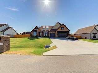11319 S 211th East Ave, Broken Arrow, OK 74014