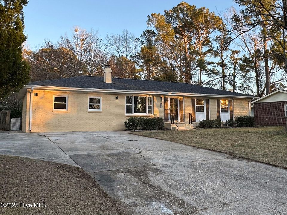 1st image of 504 Oakwood Avenue
