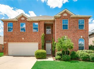 511 Boronia Rd, Arlington, TX 76002