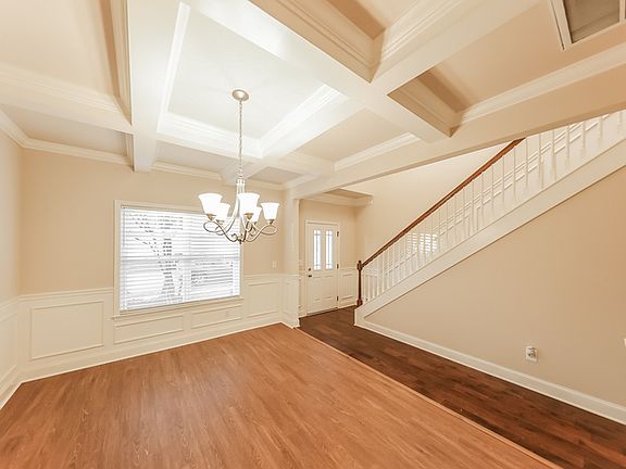 5th image of 7044 Camrose Ln NW