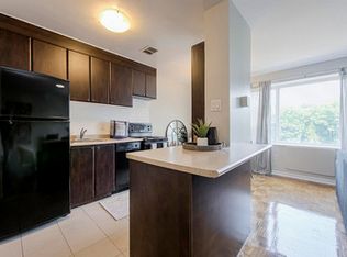 600 Kingston Rd, Toronto, ON M4E 1R1