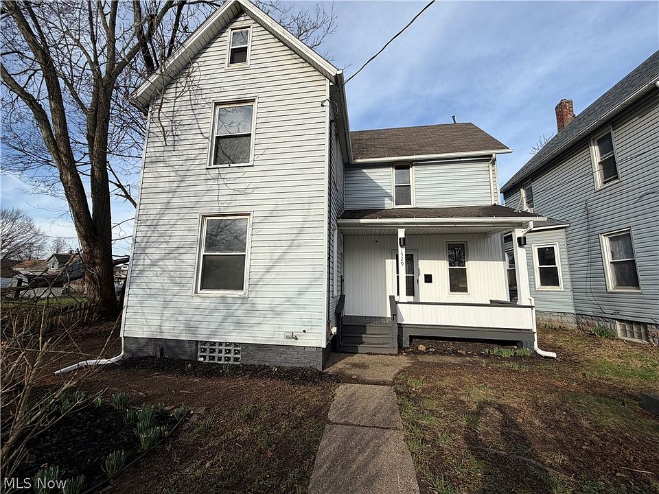 1st image of 1529 Stark Ave SW