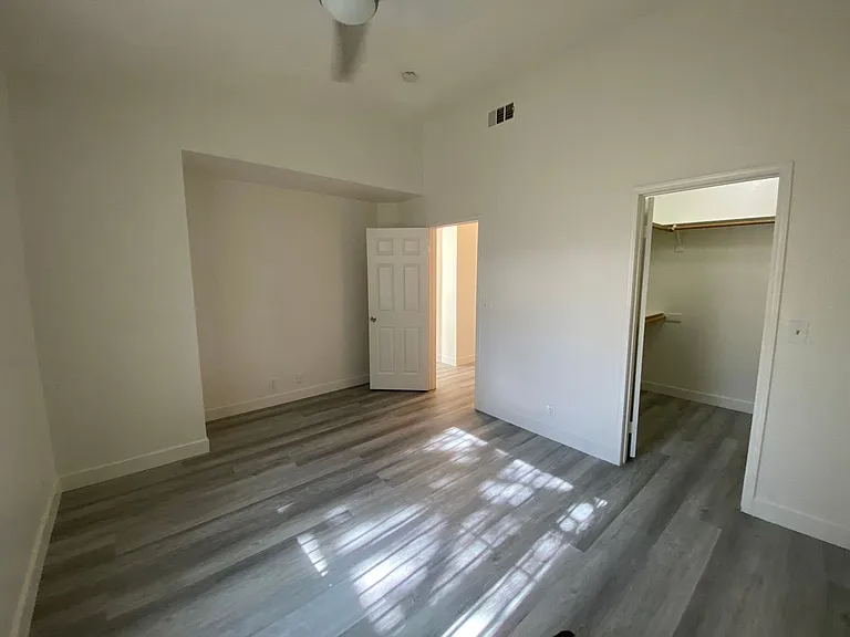 5155 W Tropicana Ave #2062 — Photo 8