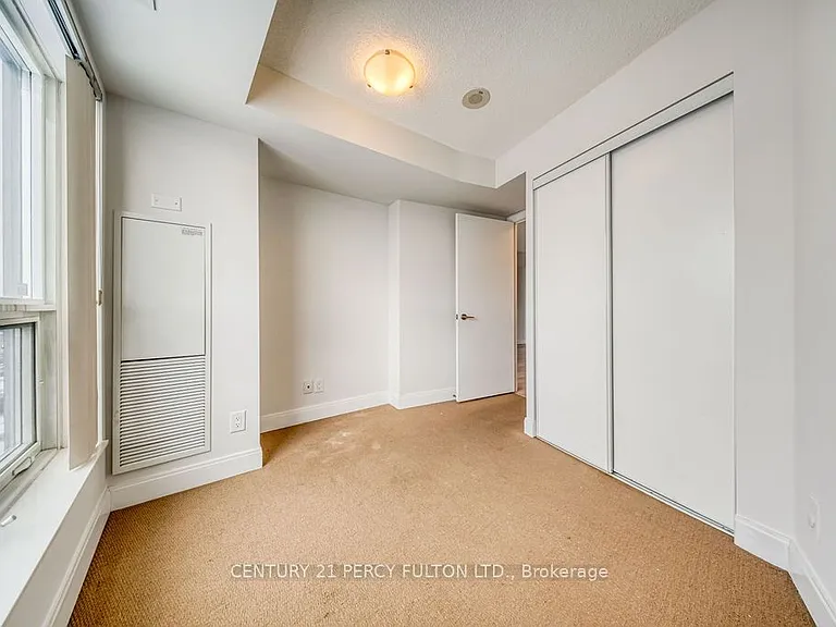 125 Village Green Sq #3105 — Photo 21
