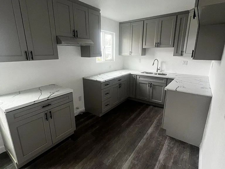 1666 W 36th St #1 — Photo 10