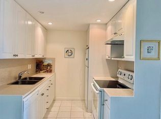 2009 Wolverton #2009-A, Boca Raton, FL 33434