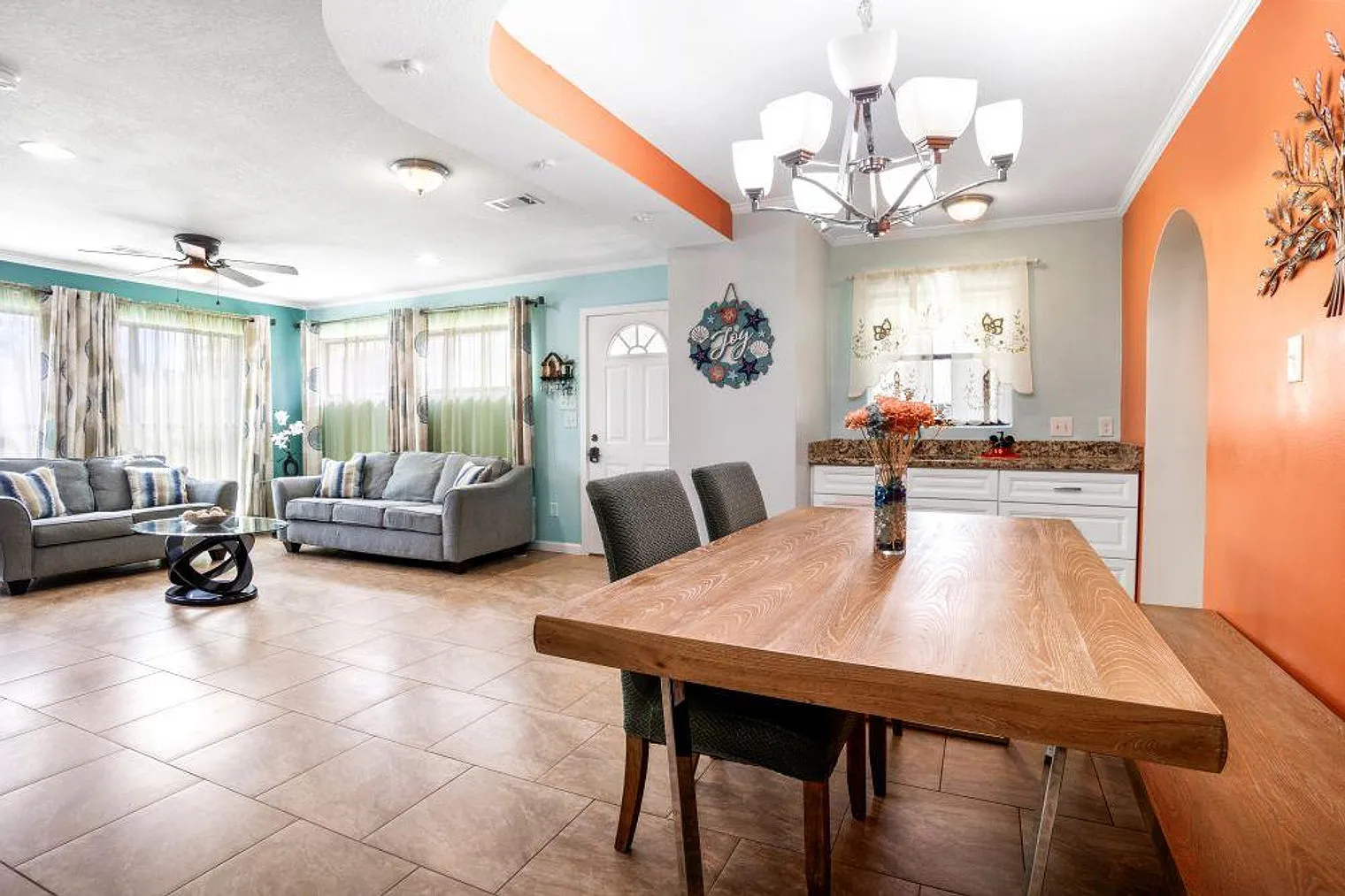 4 bed, 3.0 bath, 1700 sqft, $3,622 — Photo 1
