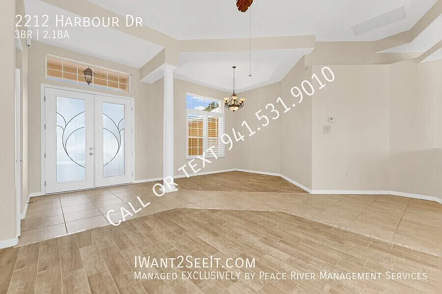 A show-stopper with endless views of Whidden Bay! — Photo 4
