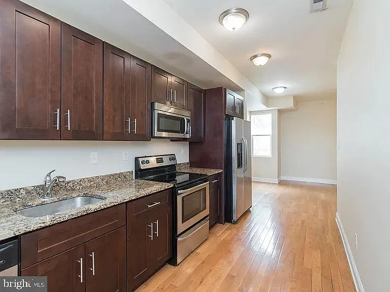 1929 N Gratz St #2 — Photo 3