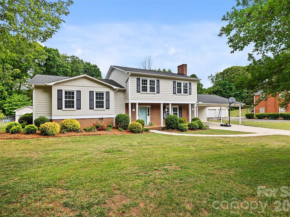 1st image of 2417 Rosemond Cir