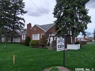 101 Knowell Rd, Camillus, NY 13031