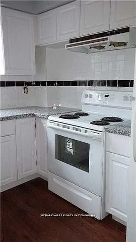 182 Ruggles Ave #3 — Photo 1