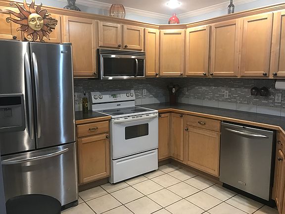 3rd image of 3212 N 6th St