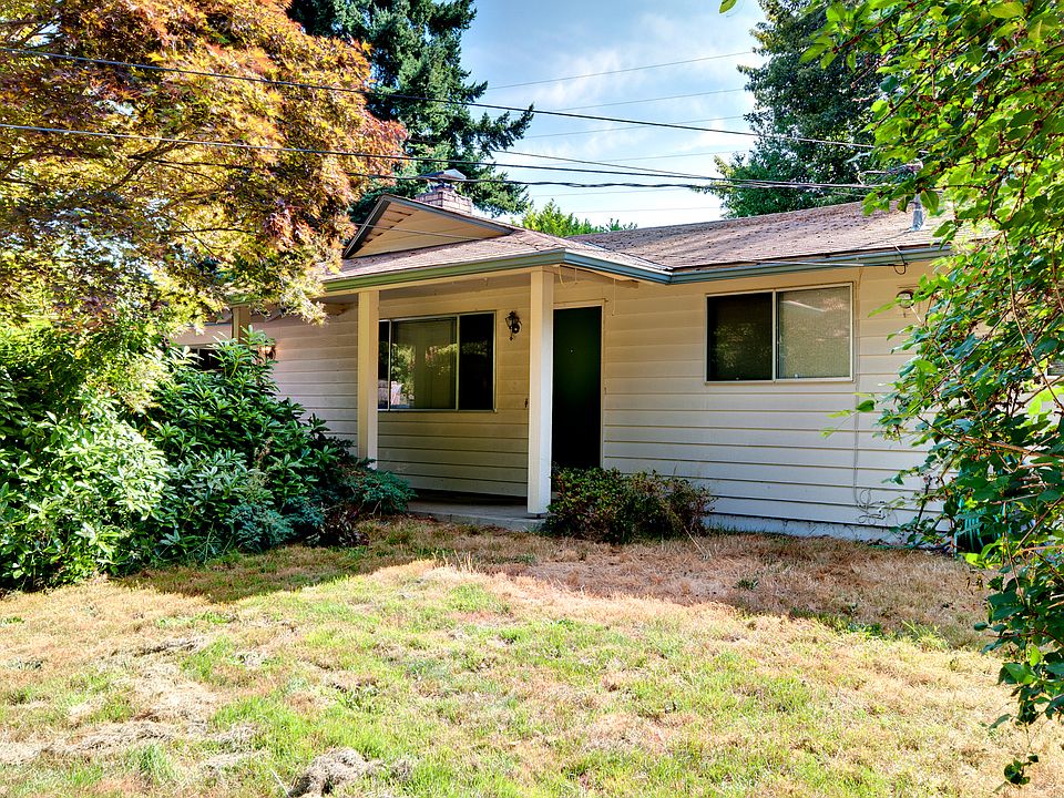 1st image of 10520 124th Ave NE
