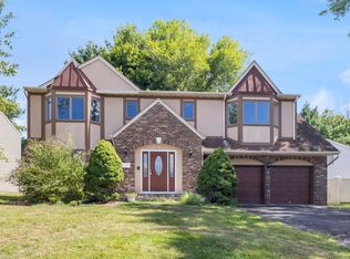 216 Magnolia Ave, Hillsdale, NJ 07642