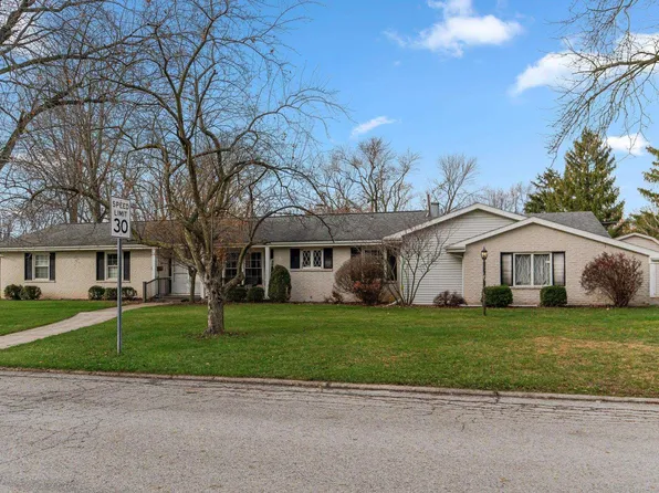 313 N McClellan St, Auburn, IN 46706