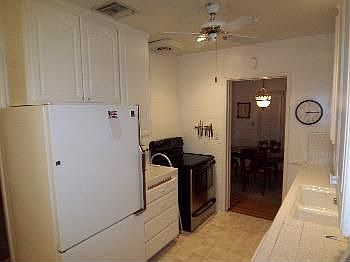 3rd image of 2756 N Lincoln St