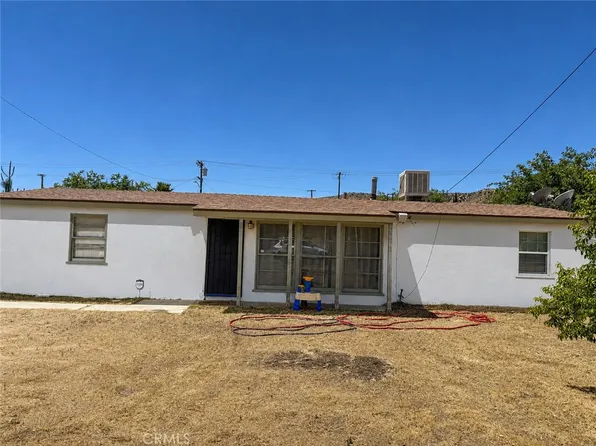 1118 W P14, Palmdale, CA 93551