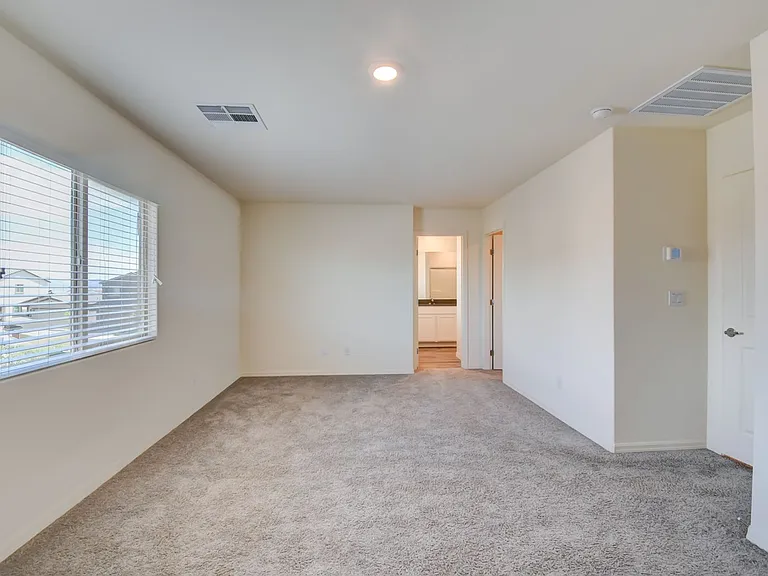 1705 Cowboy Path Ave — Photo 9