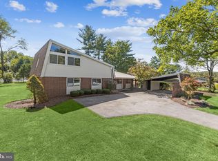 13 Stone Hollow Ct, Baltimore, MD 21208