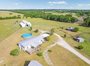 1154 Outlaw Trl, Wolfe City, TX 75496
