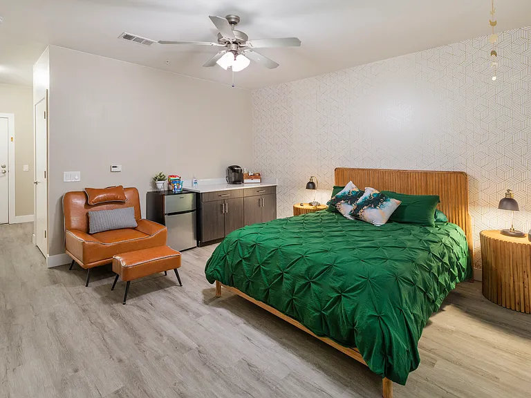 SB1K Apartments — Photo 48