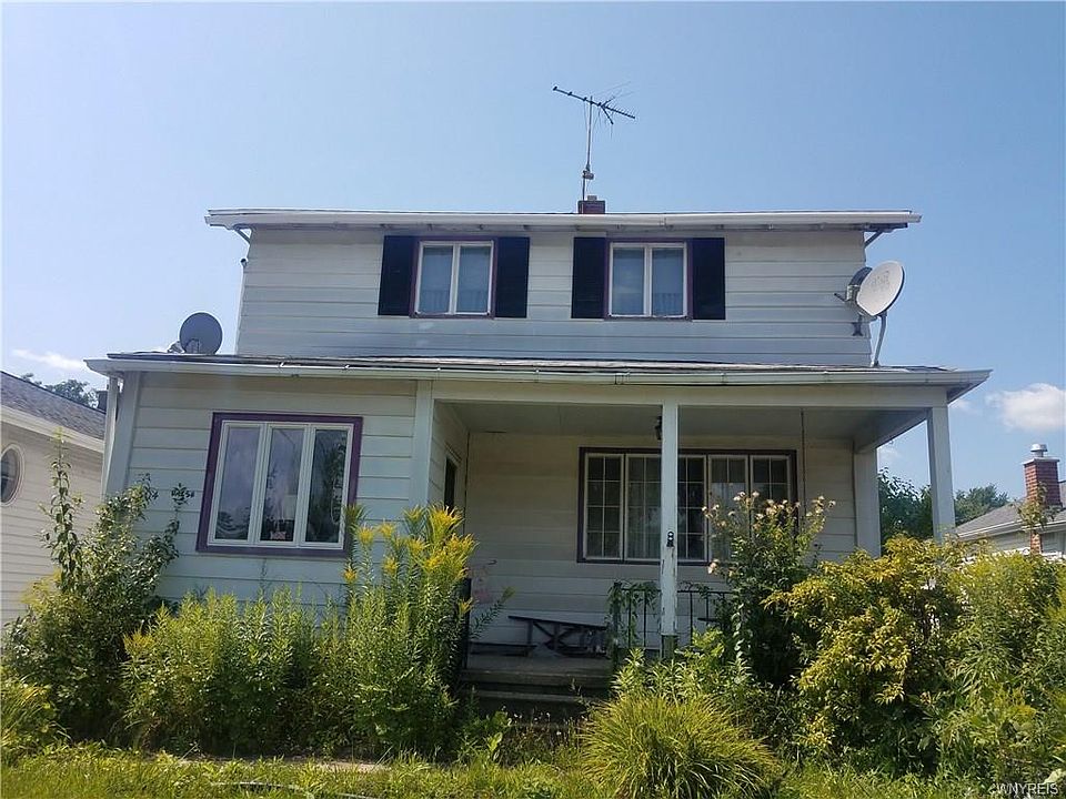 1st image of 304 Niagara Falls Blvd