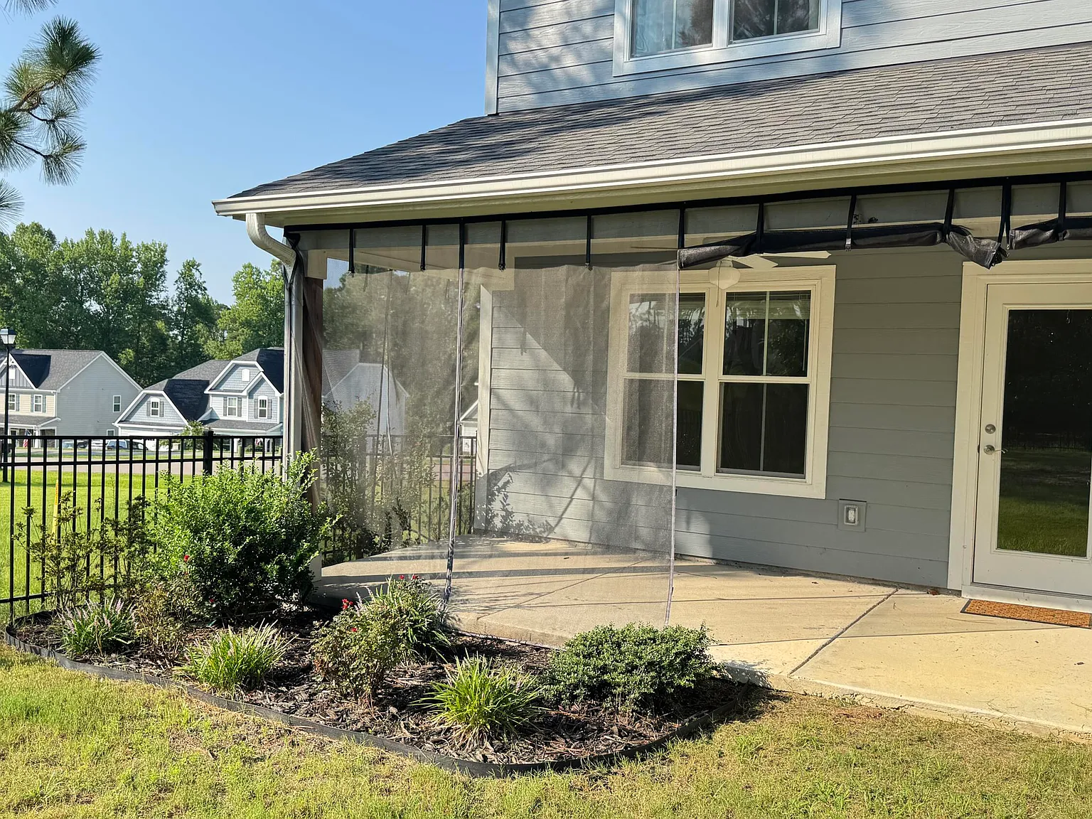 3 bed, 2.5 bath, 1901 sqft, $2,200 — Photo 3