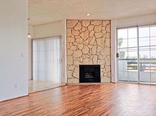 4320 S Centinela Ave APT 105, Los Angeles, CA 90066