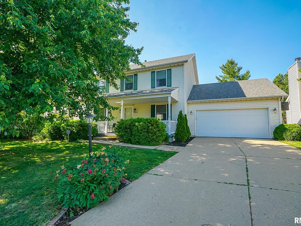1st image of 4209 W Carrousel Ln