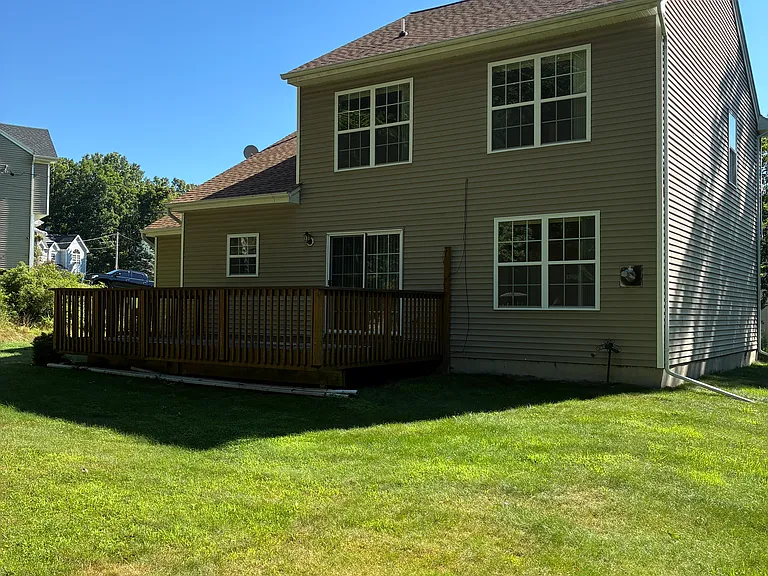 1010 Dorset Dr — Photo 2