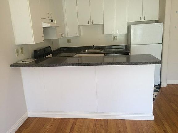 4th image of 400 Avila St APT 206