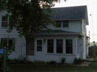 208 Saint Paul St, Center Junction, IA 52212