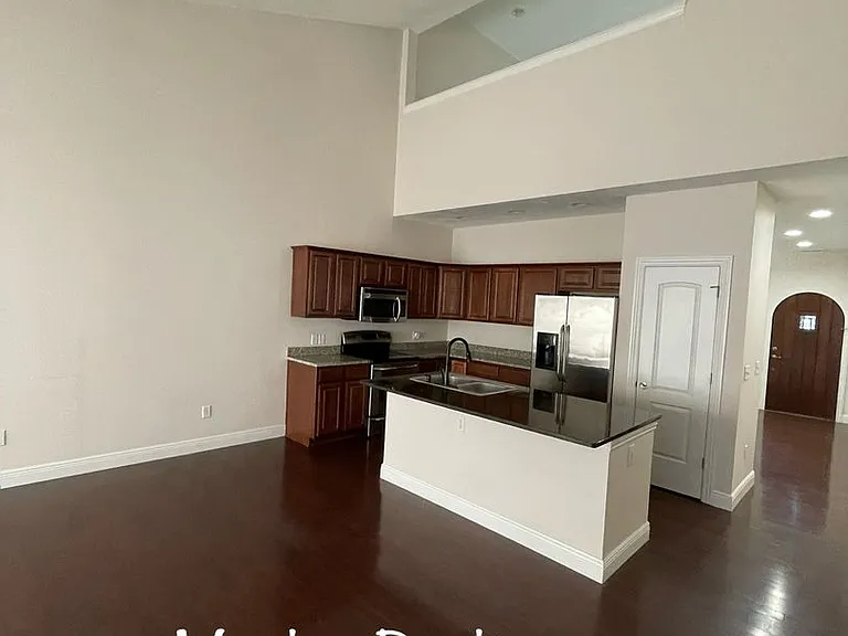 123 N Tuscany Dr — Photo 9