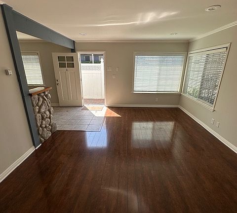 5th image of 216 Pacific Ave #A