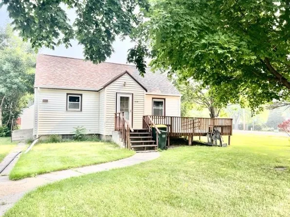 519 E Broadway St, Redwood Falls, MN 56283