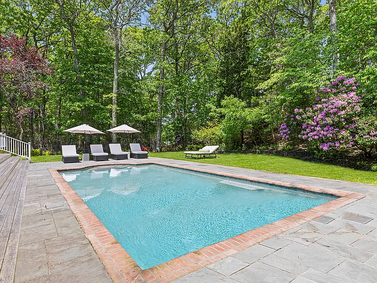 2795 Deerfield Rd — Photo 5