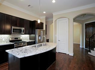 1126 Robbie St, Houston, TX 77009