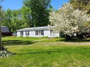 10798 Maple Rd, Mesick, MI 49668