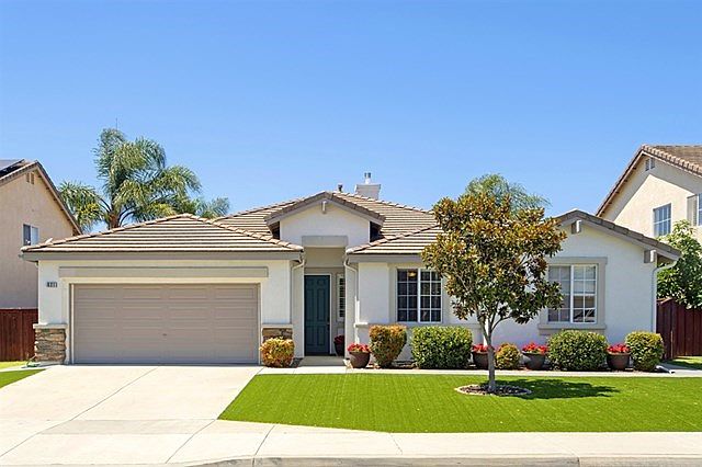 1st image of 921 Glendora Dr