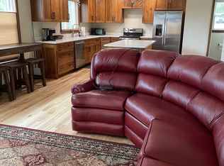 122 Black Bear Dr, Centre Hall, PA 16828