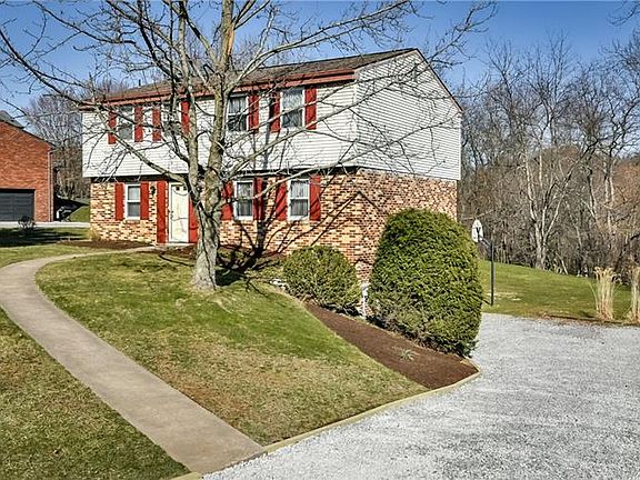 2nd image of 5098 Lakewood Dr