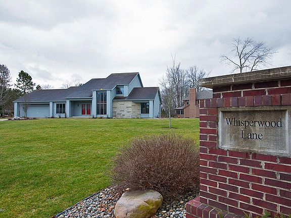 2nd image of 102 Whisperwood Ln